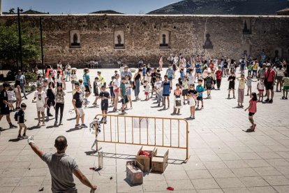Comienzan los actos festivos con un juego pirotécnico para los más pequeños