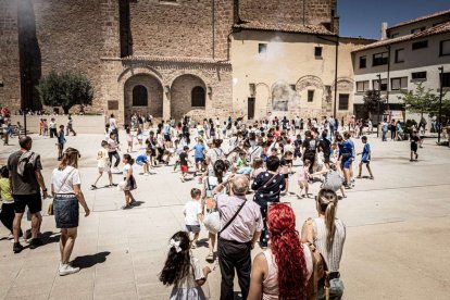 Comienzan los actos festivos con un juego pirotécnico para los más pequeños