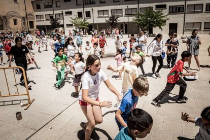Comienzan los actos festivos con un juego pirotécnico para los más pequeños