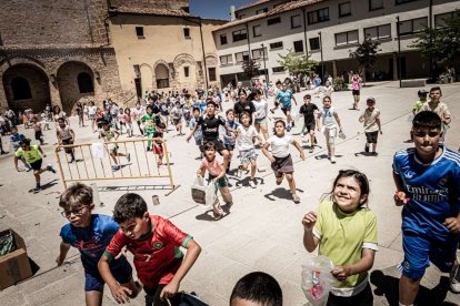 Comienzan los actos festivos con un juego pirotécnico para los más pequeños