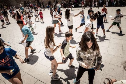 Comienzan los actos festivos con un juego pirotécnico para los más pequeños