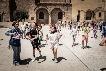 Comienzan los actos festivos con un juego pirotécnico para los más pequeños