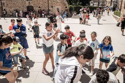 Comienzan los actos festivos con un juego pirotécnico para los más pequeños