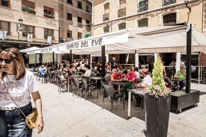 Comienzan los actos festivos con un juego pirotécnico para los más pequeños