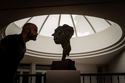 Un recorrido por la figura de esta pieza fundamental para la modernidad artística española