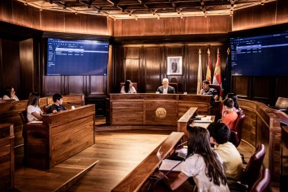 Los presupuestos infantiles de este año irán para: Laberinto de autores