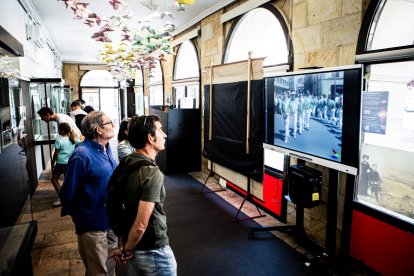 La muestra puede visitarse en la galería acristalada del Instituto Antonio Machado