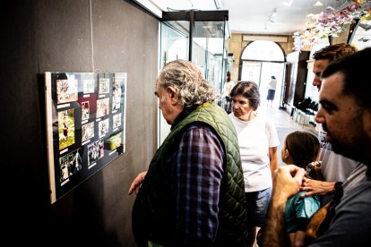 La muestra puede visitarse en la galería acristalada del Instituto Antonio Machado