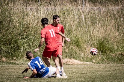Un partido de viejas glorias abrió la celebración