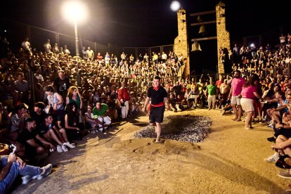 Fe, valor y tradición en el Paso del Fuego de San Pedro Manrique.