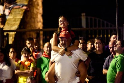 Fe, valor y tradición en el Paso del Fuego de San Pedro Manrique.