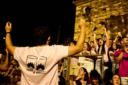 Fe, valor y tradición en el Paso del Fuego de San Pedro Manrique.