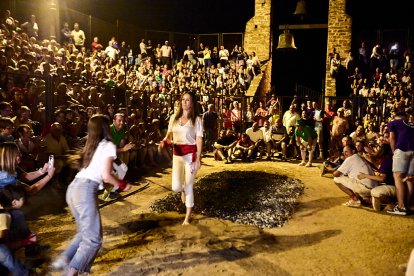 Fe, valor y tradición en el Paso del Fuego de San Pedro Manrique.
