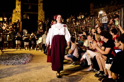 Fe, valor y tradición en el Paso del Fuego de San Pedro Manrique.