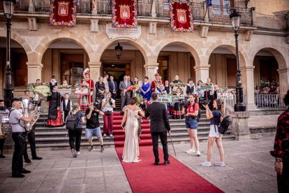 Fiesta de gala a la llegada a la Plaza Mayor
