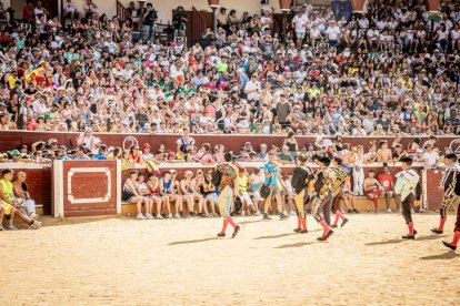 La fiesta fue inimaginable en la plaza de toros y sus calles aledañas