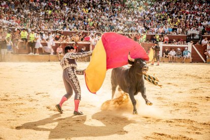 La fiesta fue inimaginable en la plaza de toros y sus calles aledañas
