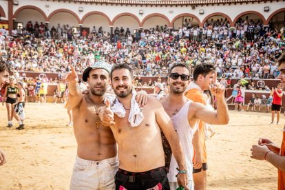 La fiesta fue inimaginable en la plaza de toros y sus calles aledañas