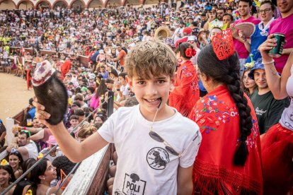 La fiesta fue inimaginable en la plaza de toros y sus calles aledañas