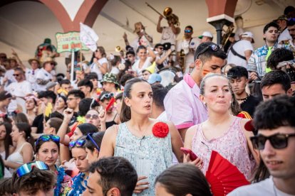 La fiesta fue inimaginable en la plaza de toros y sus calles aledañas