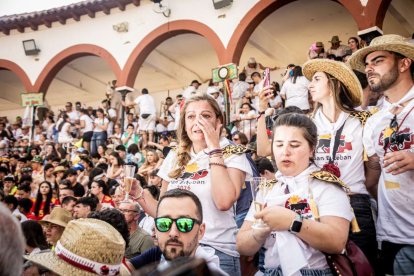 La fiesta fue inimaginable en la plaza de toros y sus calles aledañas