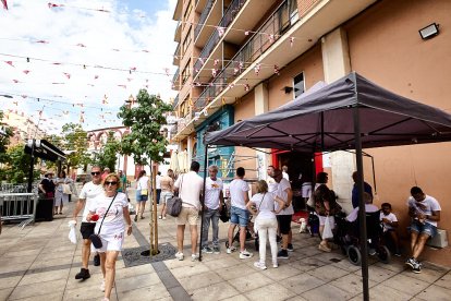 La mañana del Sábado Agés deja una de las estampas más íntimas y tradicionales de las Fiestas de San Juan.