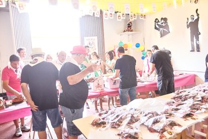 La mañana del Sábado Agés deja una de las estampas más íntimas y tradicionales de las Fiestas de San Juan.