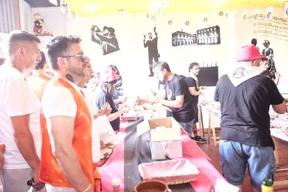 La mañana del Sábado Agés deja una de las estampas más íntimas y tradicionales de las Fiestas de San Juan.