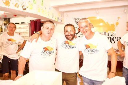 La mañana del Sábado Agés deja una de las estampas más íntimas y tradicionales de las Fiestas de San Juan.