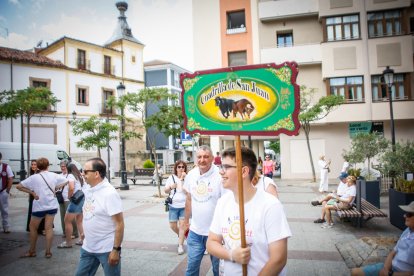 Reconocimiento a creadores y subastadores en el Sábado Agés 2026.