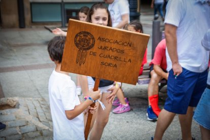 Reconocimiento a creadores y subastadores en el Sábado Agés 2026.