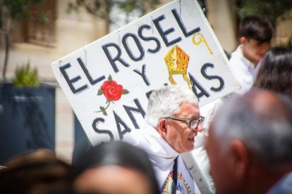 Reconocimiento a creadores y subastadores en el Sábado Agés 2026.