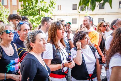 El público abarrota las cuadrillas en la tarde de los Agés.