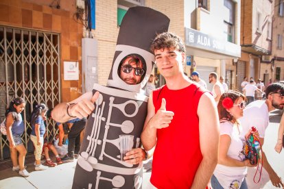 El público abarrota las cuadrillas en la tarde de los Agés.