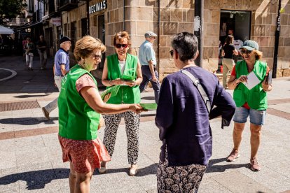 La campaña #todoscontraelcancer advierte de los peligros del sol en el Collado