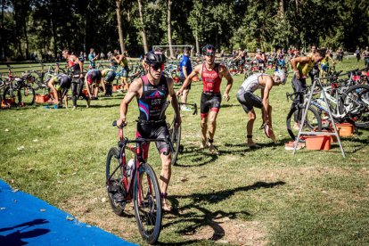 Imágenes de la prueba masculina en el parque de La Arboleda