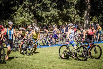Imágenes de la prueba masculina en el parque de La Arboleda