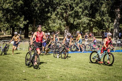 Imágenes de la prueba masculina en el parque de La Arboleda