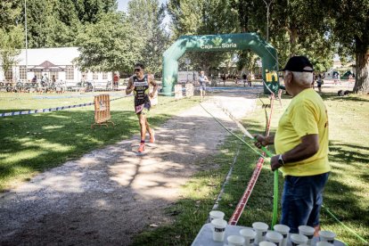 Imágenes de la prueba masculina en el parque de La Arboleda