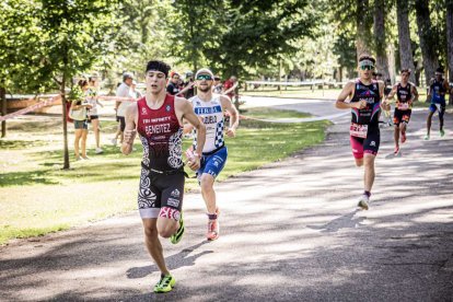 Imágenes de la prueba masculina en el parque de La Arboleda