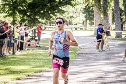 Imágenes de la prueba masculina en el parque de La Arboleda