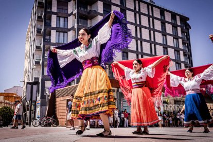 Un viaje por las culturas del mundo en el centro de Soria