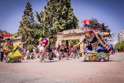 Un viaje por las culturas del mundo en el centro de Soria