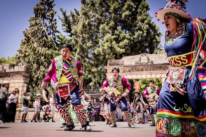 Un viaje por las culturas del mundo en el centro de Soria