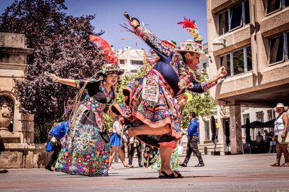 Un viaje por las culturas del mundo en el centro de Soria