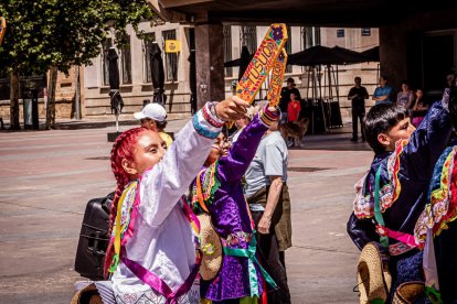Un viaje por las culturas del mundo en el centro de Soria