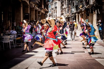 Un viaje por las culturas del mundo en el centro de Soria