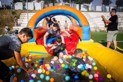 Una tarde refrescante para combatir el calor e iniciar las fiestas