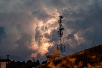 Los rayos producidos en Aragón fueron visibles en los cielos sorianos