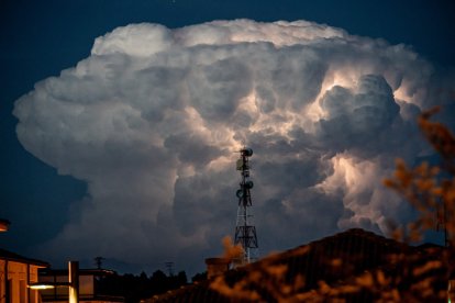 Los rayos producidos en Aragón fueron visibles en los cielos sorianos